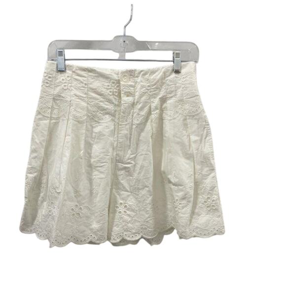 Free People Eyelet Scallop Shorts Size Small White Boho Festival - Picture 1 of 5